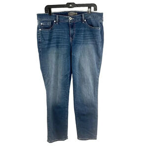 Torrid Medium Wash Boyfriend Straight Jeans Women's Plus Size 14 Regular